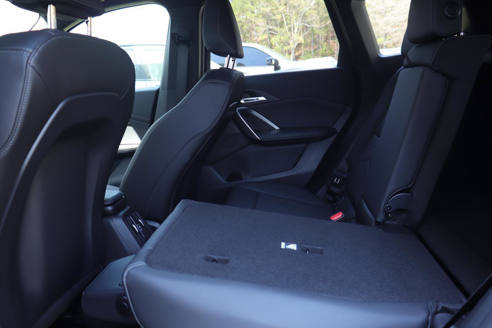 Used 2025 BMW X1 xDrive28i w/ Premium Package image 14