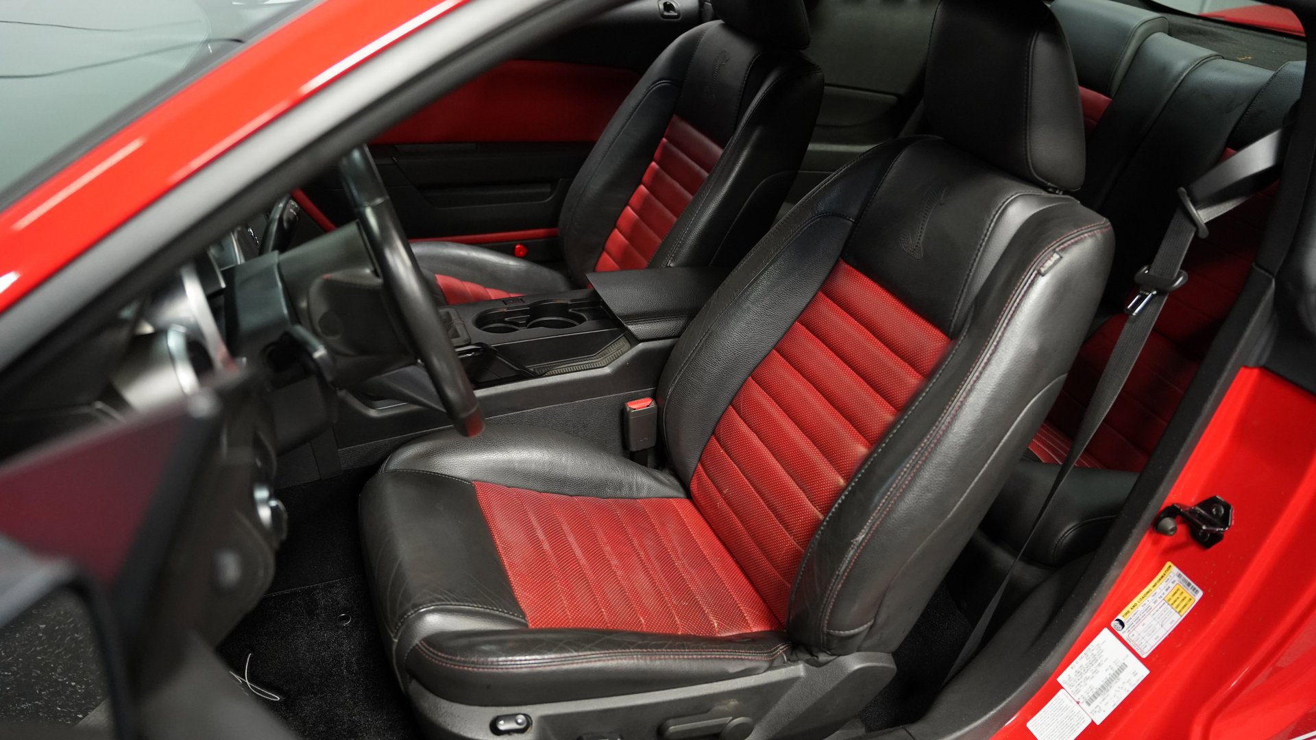 Used 2009 Ford Mustang Shelby GT500 RWD image 35