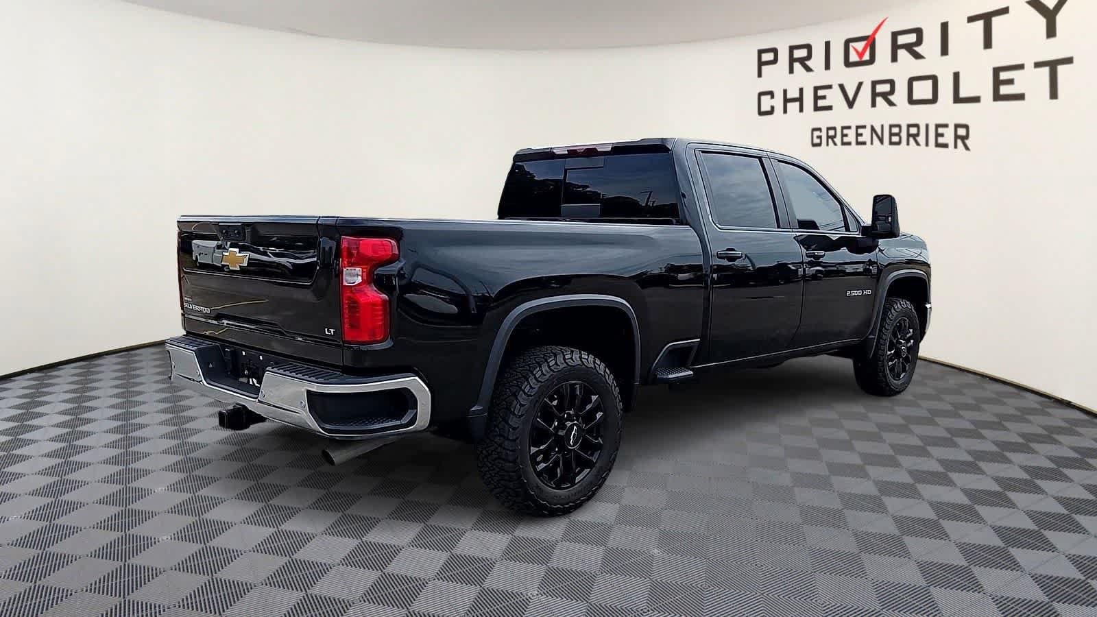 Used 2025 Chevrolet Silverado 2500 LT w/ All Star Edition AWD/4WD image 8