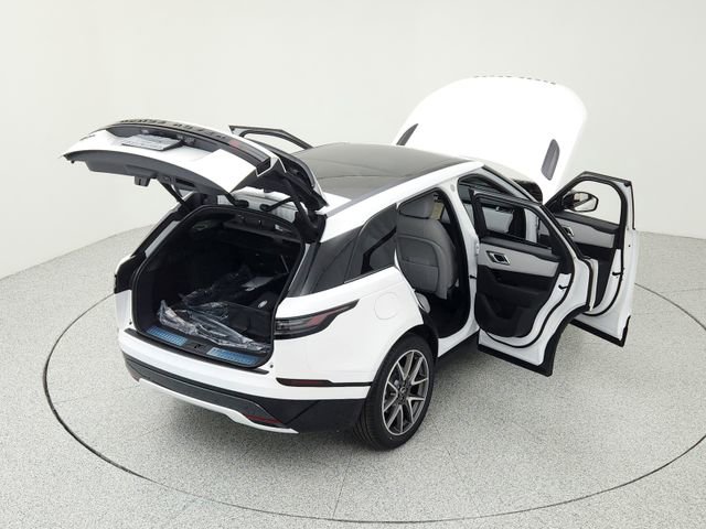 New 2026 Land Rover Range Rover Velar Dynamic SE image 16