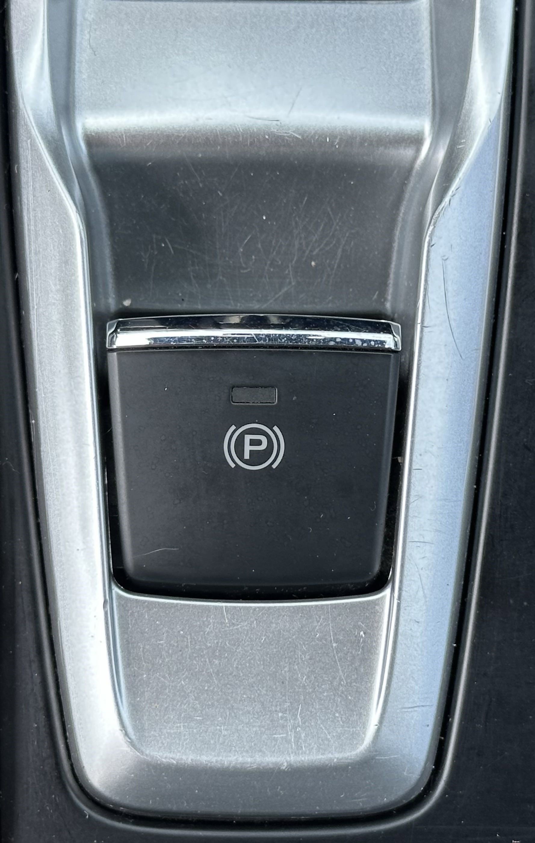 Used 2023 Subaru Ascent Limited w/ Technology Package image 26