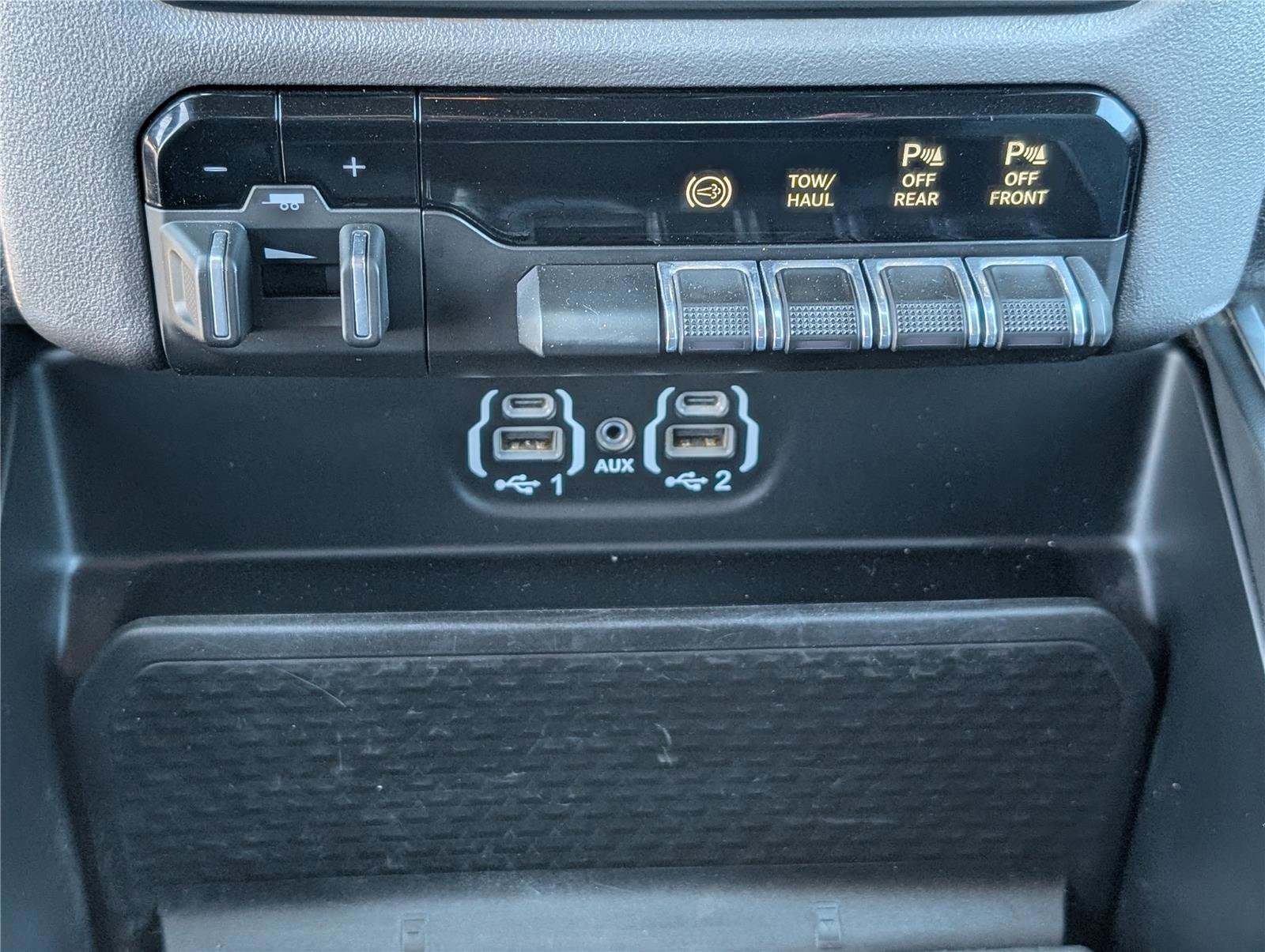 Used 2023 RAM 2500 Big Horn w/ Level 1 Equipment Group AWD/4WD image 26