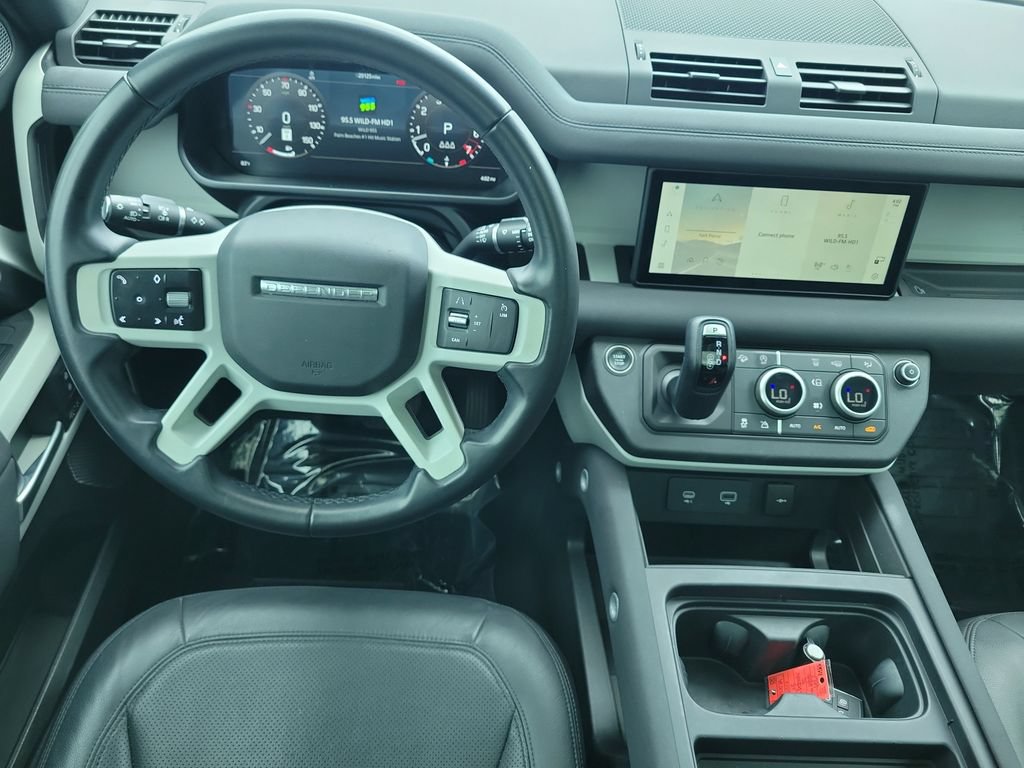 Certified 2023 Land Rover Defender 90 SE AWD/4WD image 16