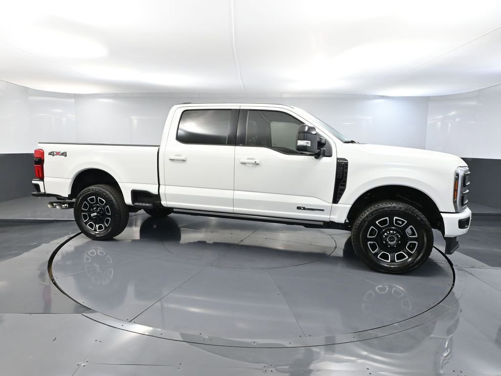 Used 2025 Ford F250 Platinum image 4