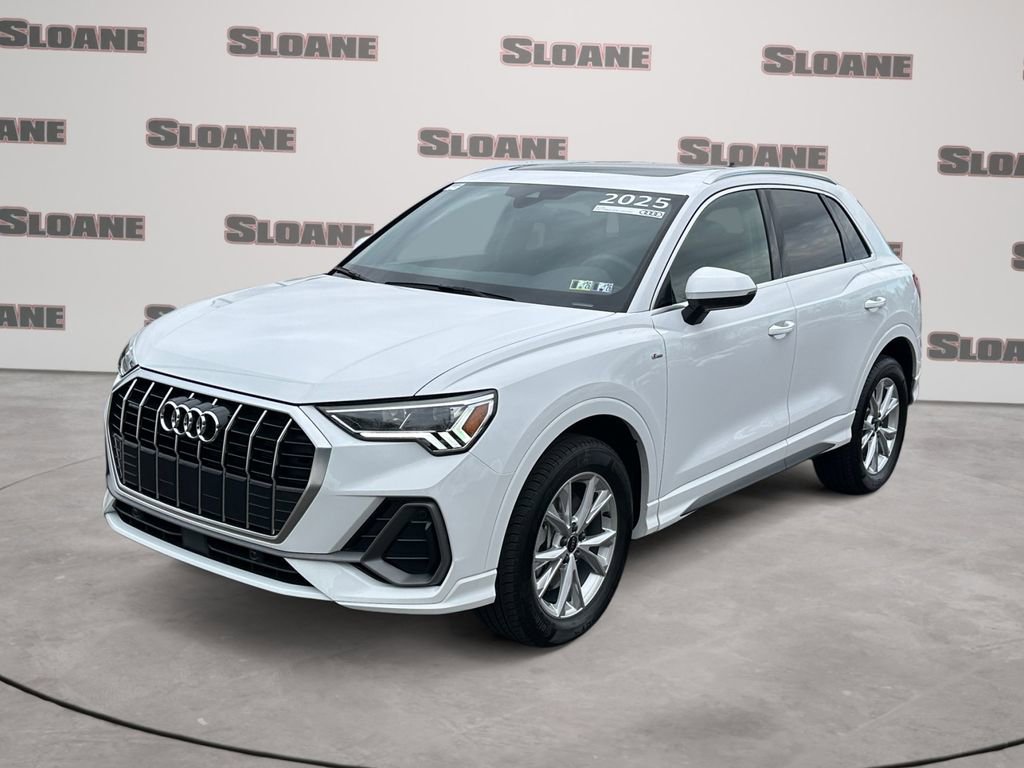 Certified 2025 Audi Q3 2.0T Premium w/ Convenience Package image 1