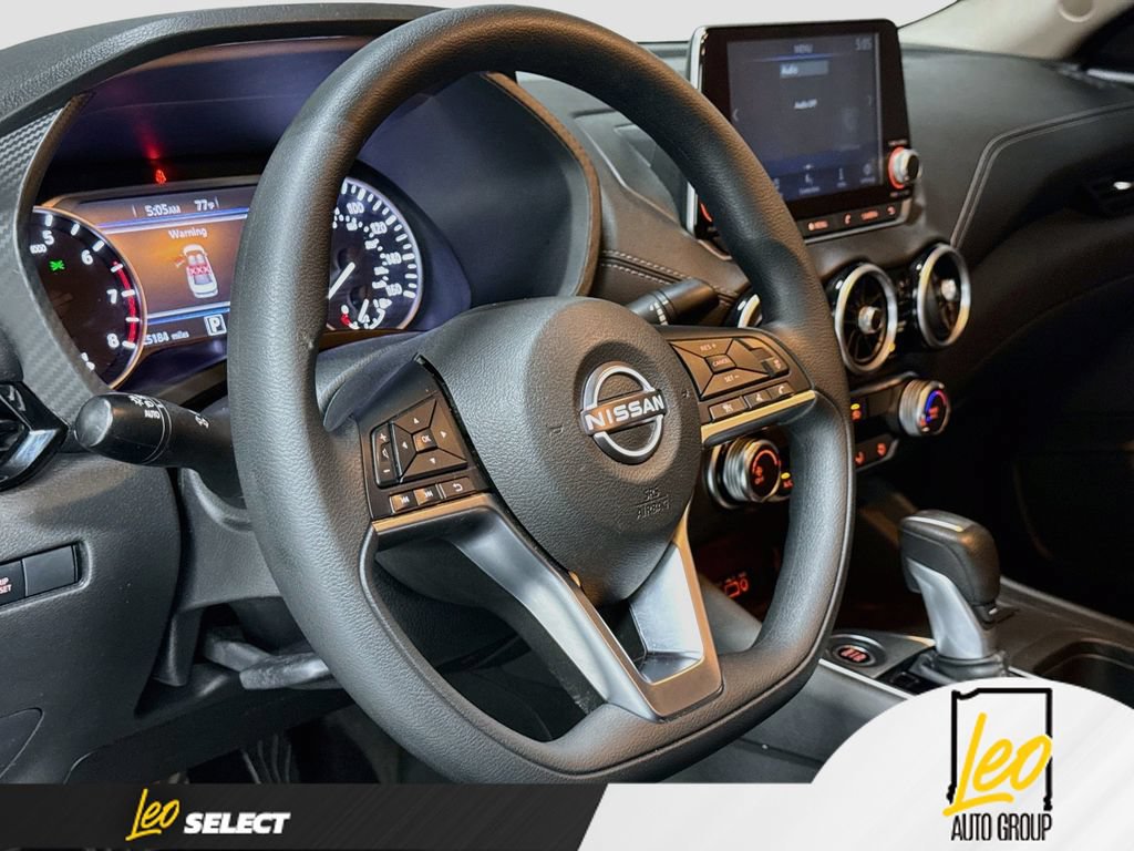 Used 2025 Nissan Sentra SV FWD image 14