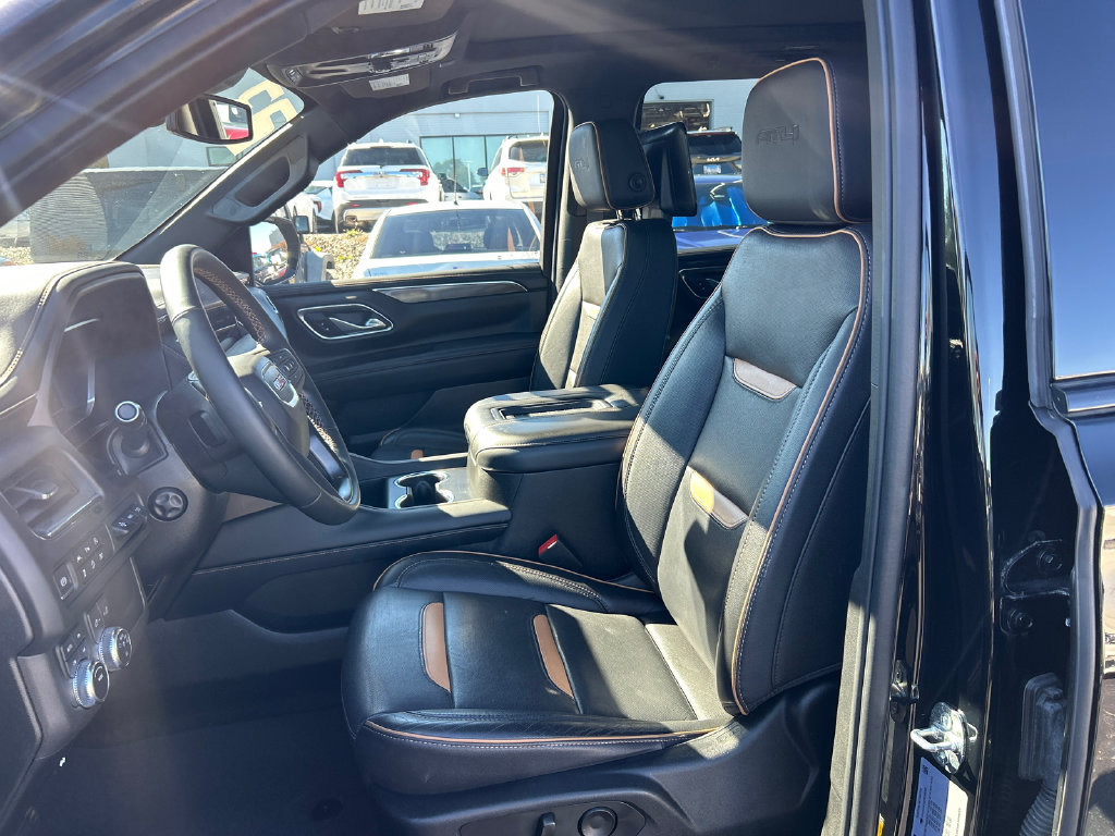 Certified 2023 GMC Yukon XL AT4 w/ AT4 Premium Package AWD/4WD image 17