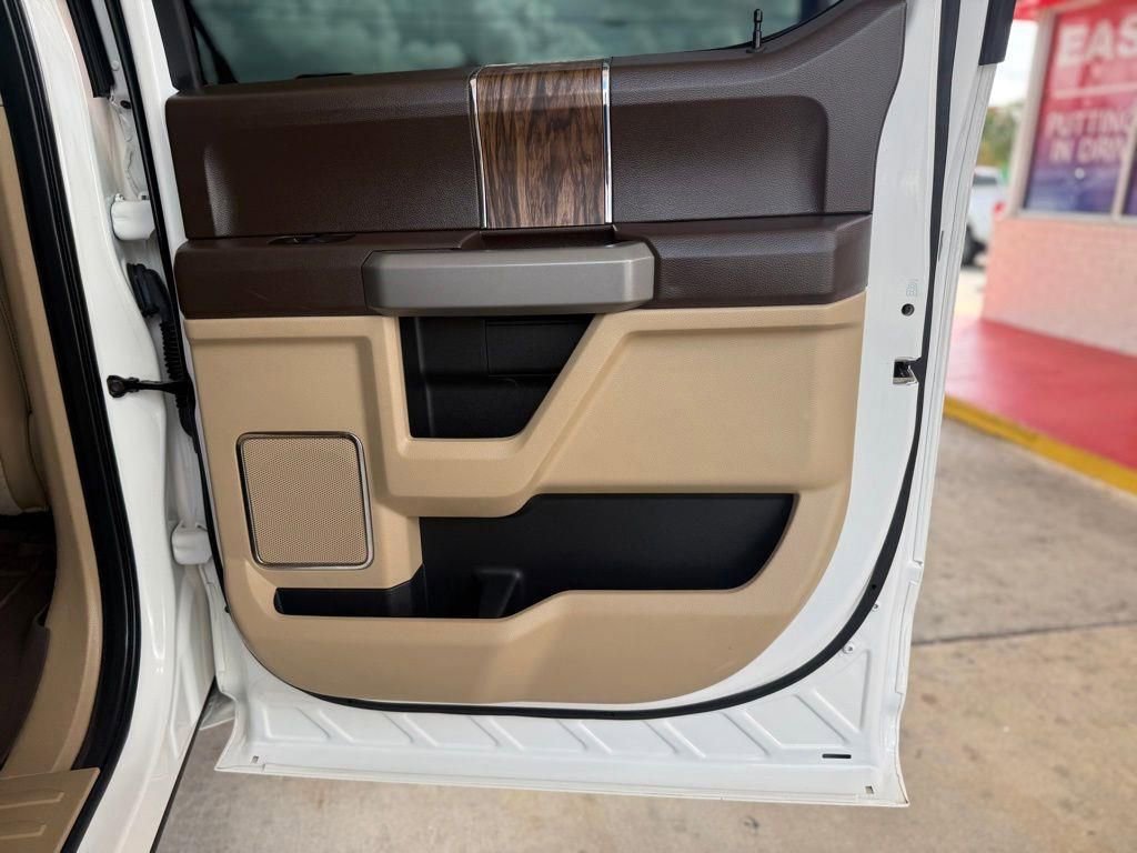 Used 2020 Ford F150 Lariat image 19