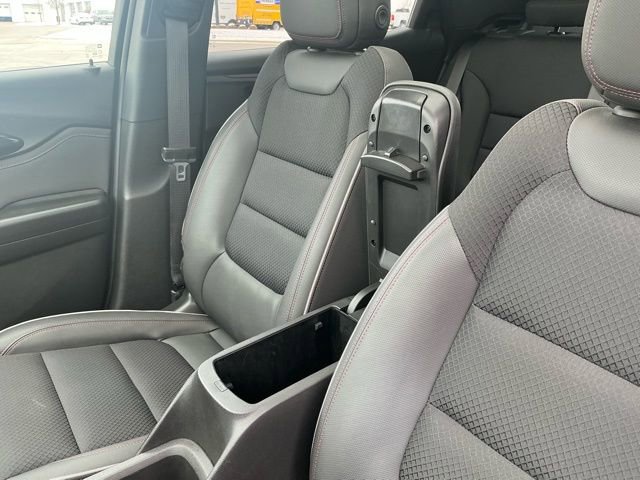 Used 2023 Chevrolet TrailBlazer RS w/ Sun and Liftgate Package image 33