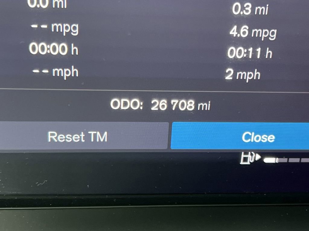 Used 2023 Volvo XC60 B5 Plus w/ Protection Package image 16