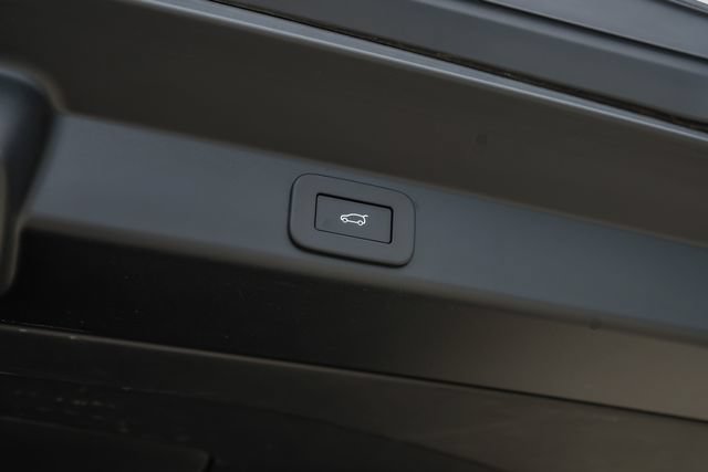Used 2025 Land Rover Range Rover Sport SE AWD/4WD image 63