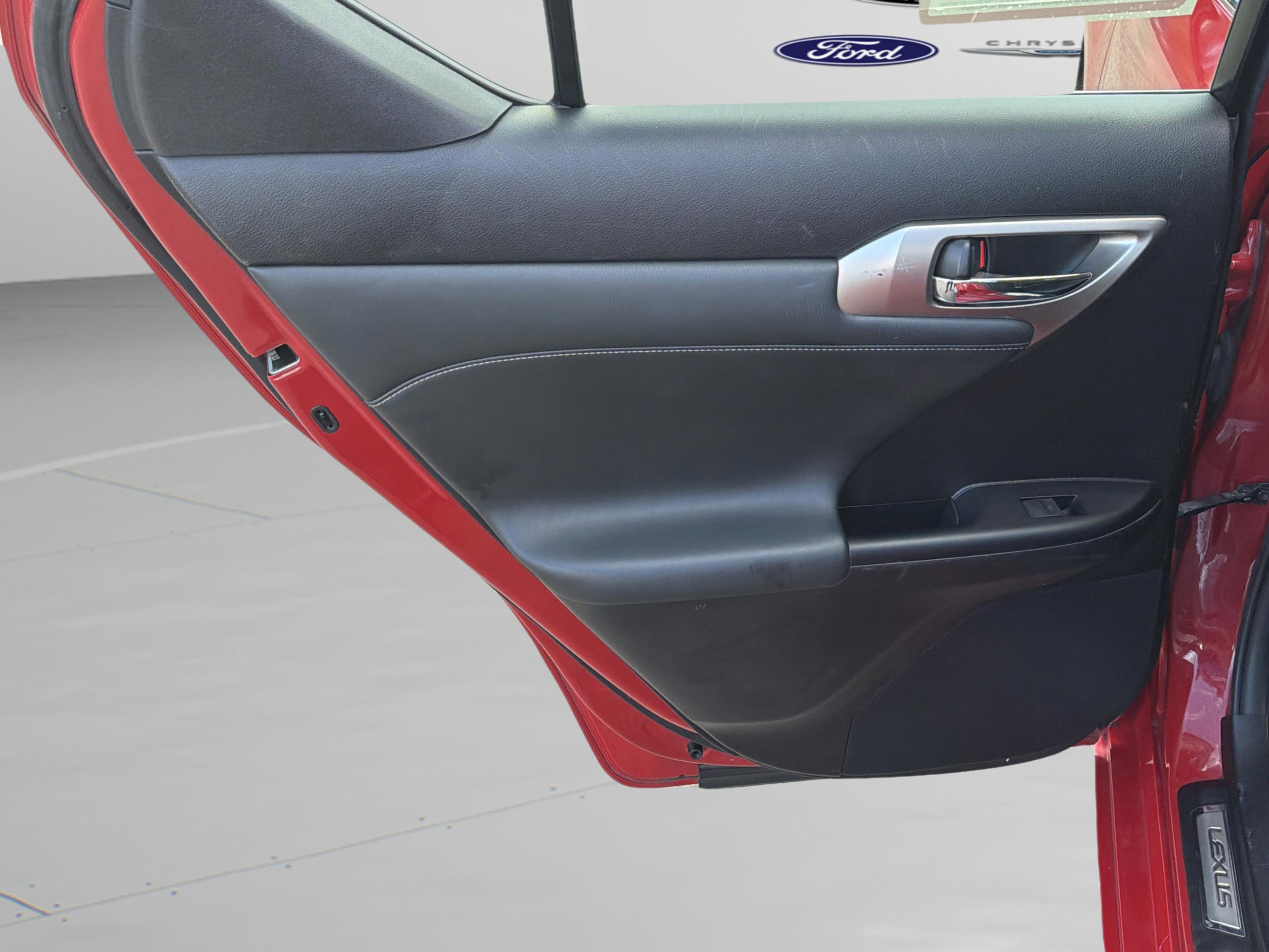 Used 2016 Lexus CT 200h w/ Seat Comfort Package image 23