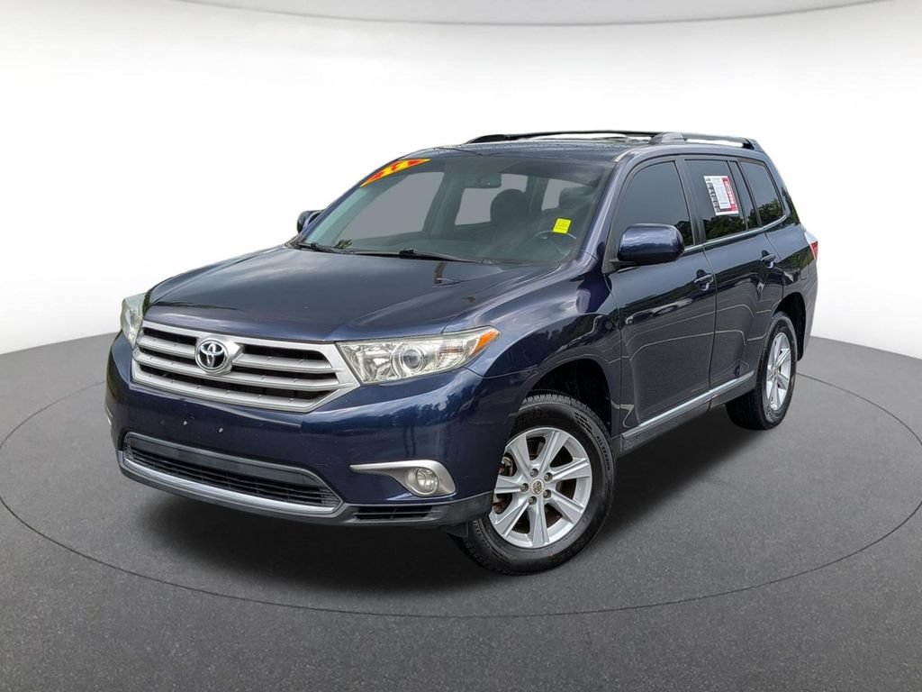Used 2012 Toyota Highlander SE w/ Tow Pkg FWD image 1