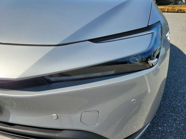 Used 2024 Toyota Prius LE image 16