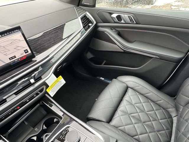 New 2026 BMW X5 xDrive40i w/ M Sport Package image 18