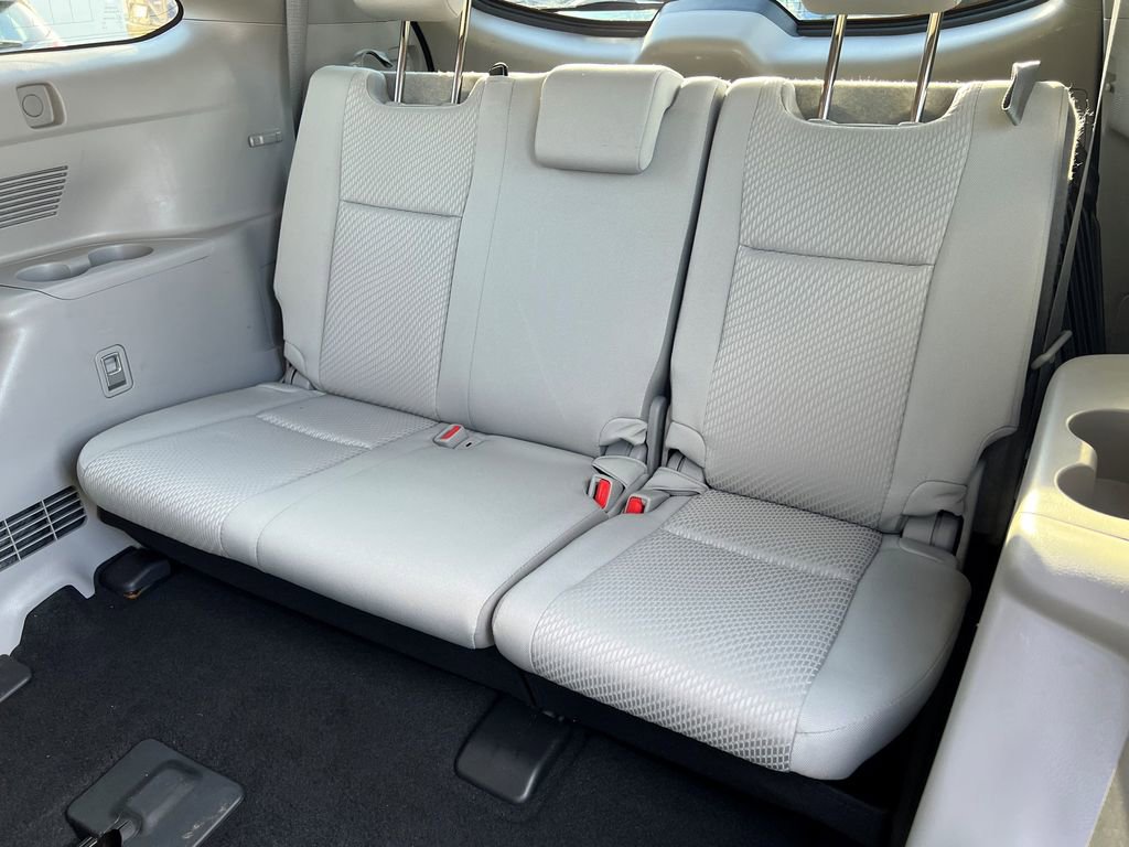Used 2018 Toyota Highlander LE AWD/4WD image 20