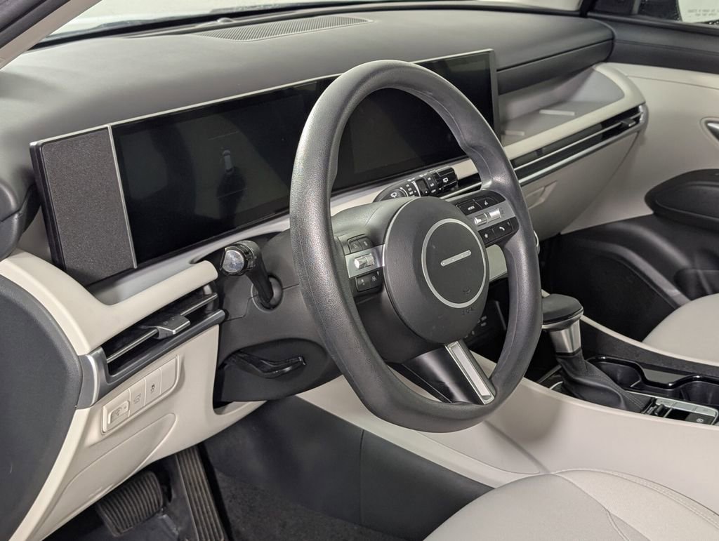 Certified 2025 Hyundai Tucson SEL image 14