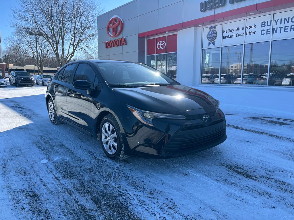 Certified 2025 Toyota Corolla LE image 7