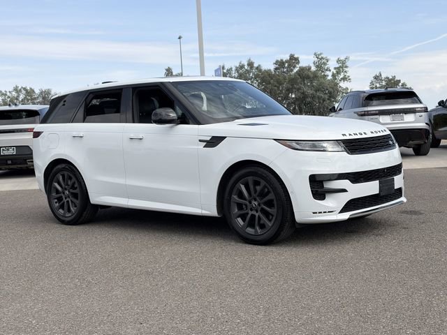 Used 2024 Land Rover Range Rover Sport Dynamic SE AWD/4WD image 4