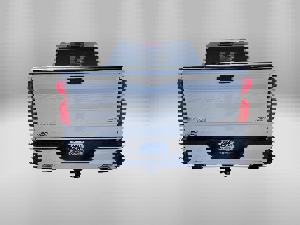 Used 2024 Chevrolet Silverado 1500 RST w/ Z71 Off-Road Package image 4