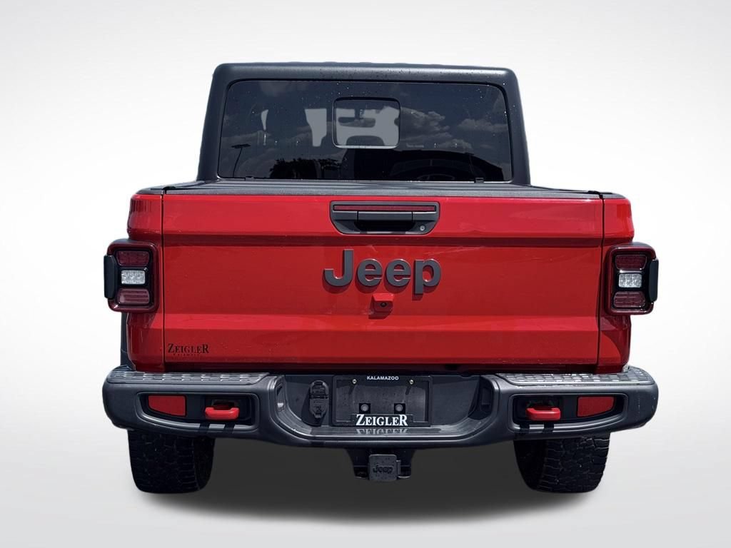 Used 2023 Jeep Gladiator Rubicon w/ Dual Top Group AWD/4WD image 7