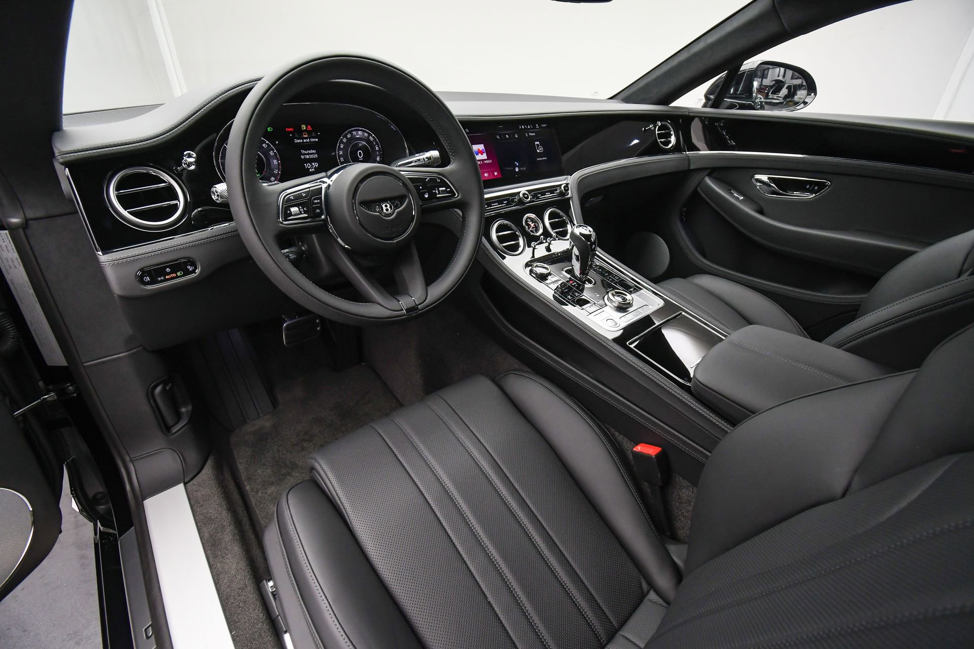 New 2026 Bentley Continental GT image 2