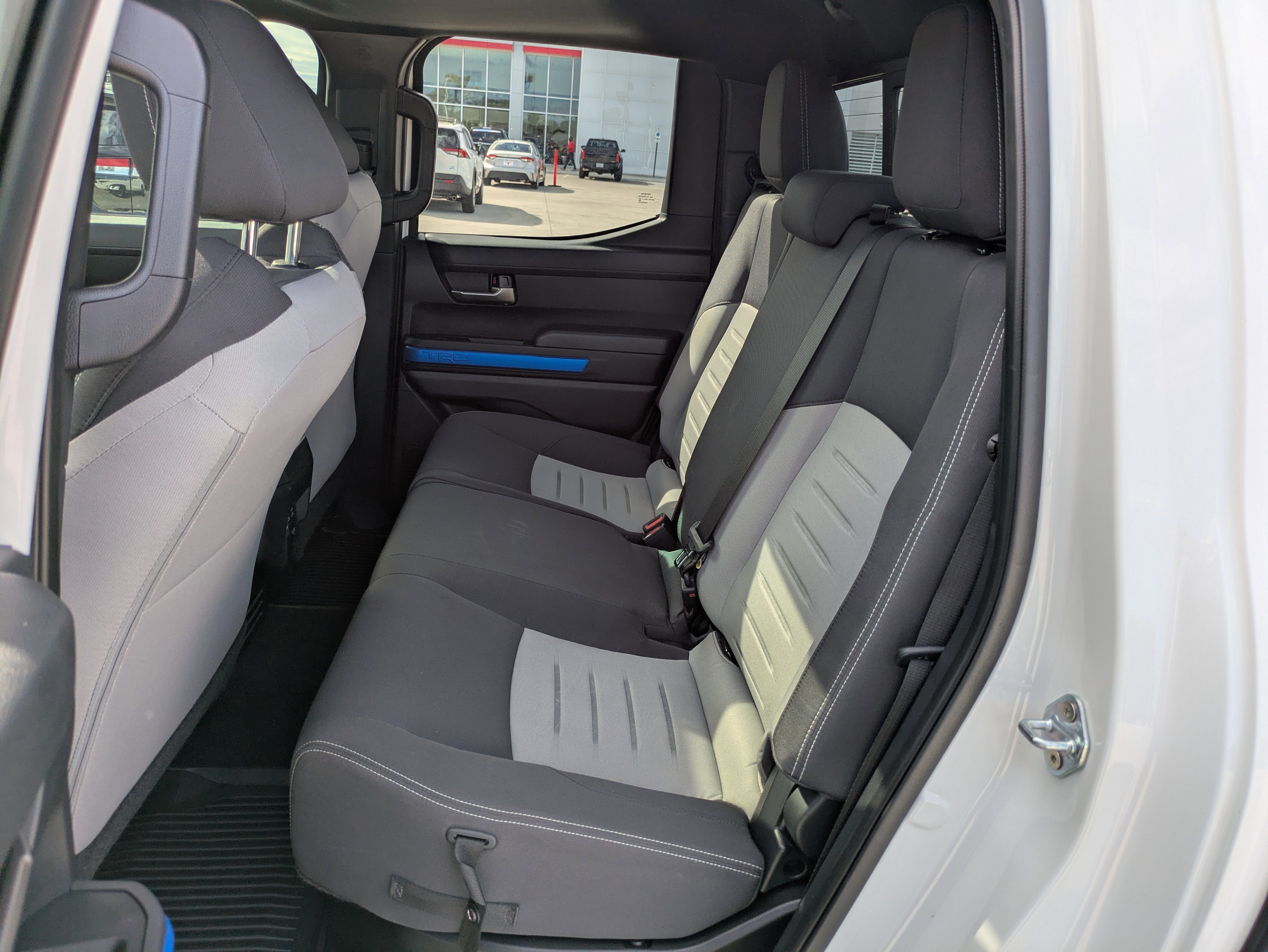 Used 2024 Toyota Tacoma TRD Sport w/ TRD Sport Upgrade Package image 15