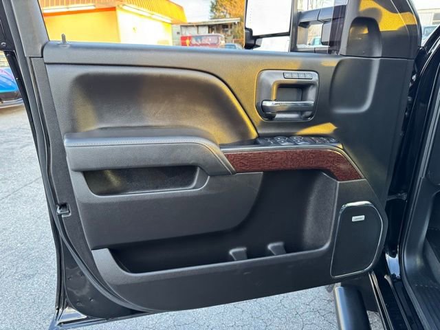 Used 2019 GMC Sierra 2500 SLT w/ Duramax Plus Package image 11