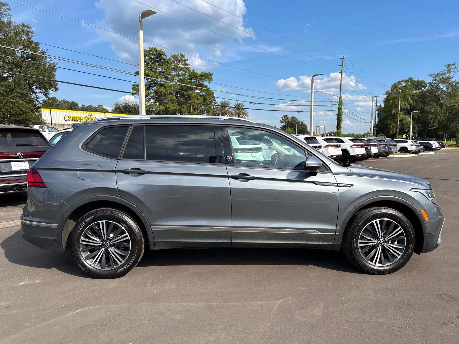 Used 2024 Volkswagen Tiguan Wolfsburg Edition image 6
