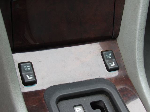 Used 1994 Mercedes-Benz E 320 Convertible image 22