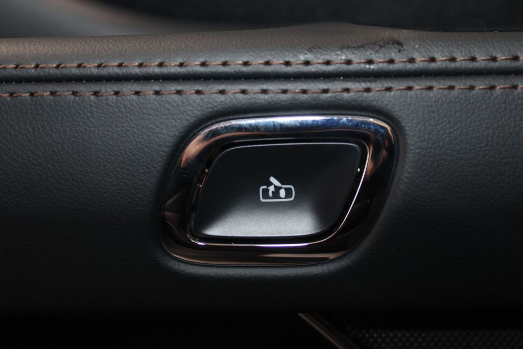 New 2025 Lincoln Aviator 2WD w/ Jet Appearance Package image 42