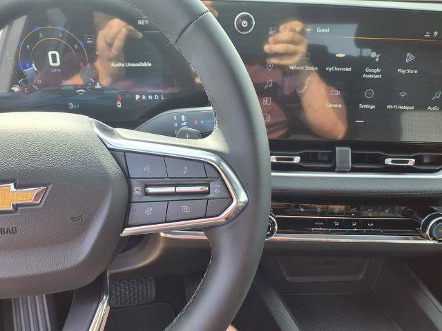 New 2026 Chevrolet Equinox LT w/ Safety and Technology Package FWD image 19