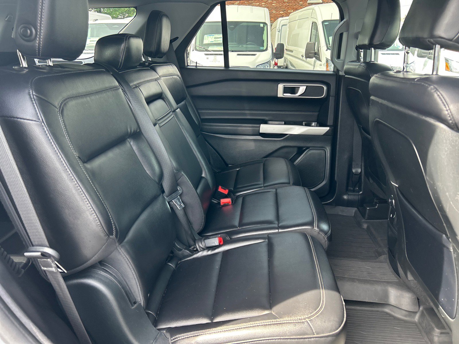 Certified 2020 Ford Explorer XLT w/ Equipment Group 202A AWD/4WD image 22