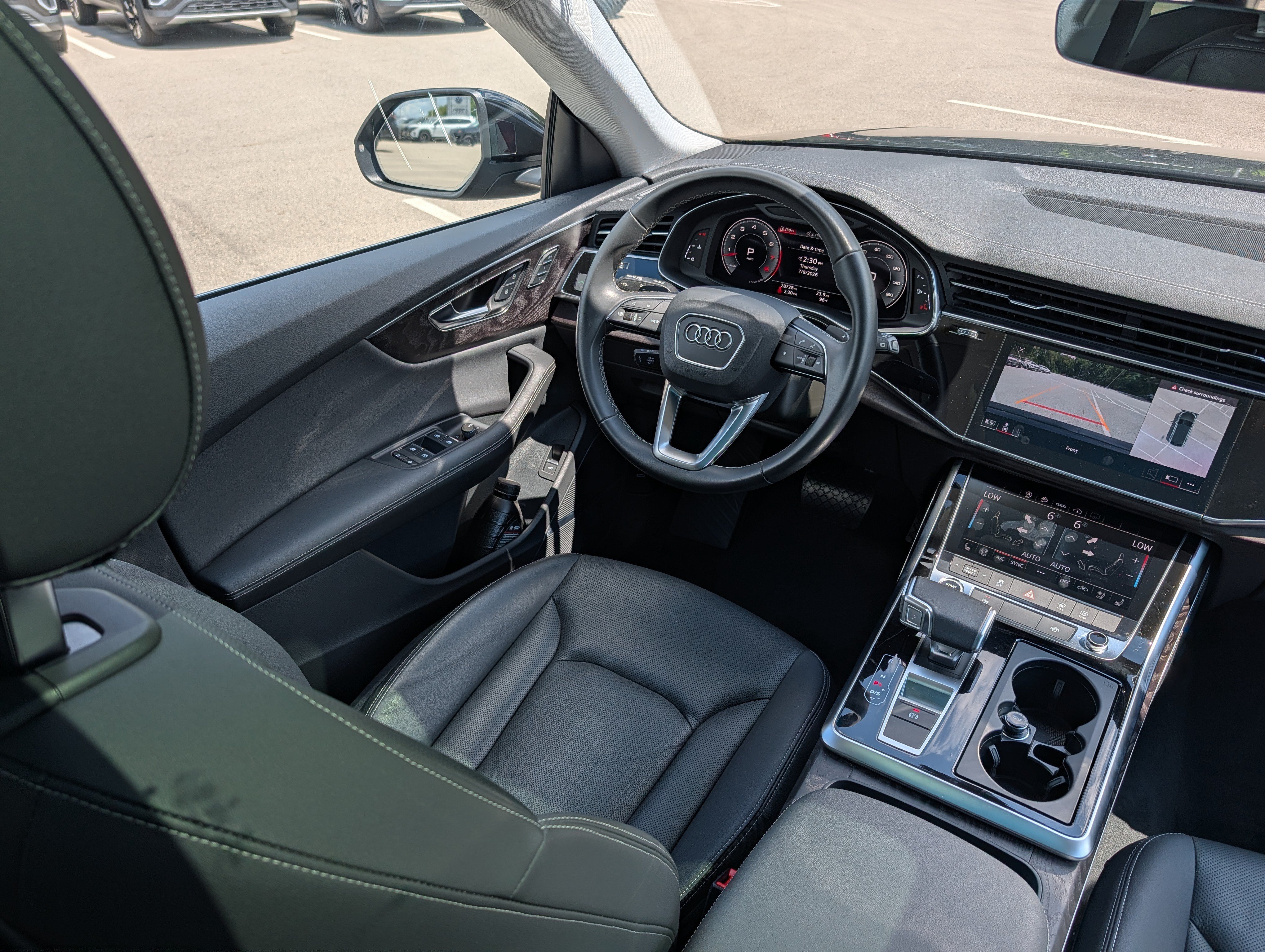 Certified 2023 Audi Q8 Premium Plus w/ Premium Plus Package AWD/4WD image 9