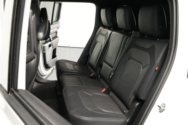 Used 2023 Land Rover Defender 130 X-Dynamic SE AWD/4WD image 48