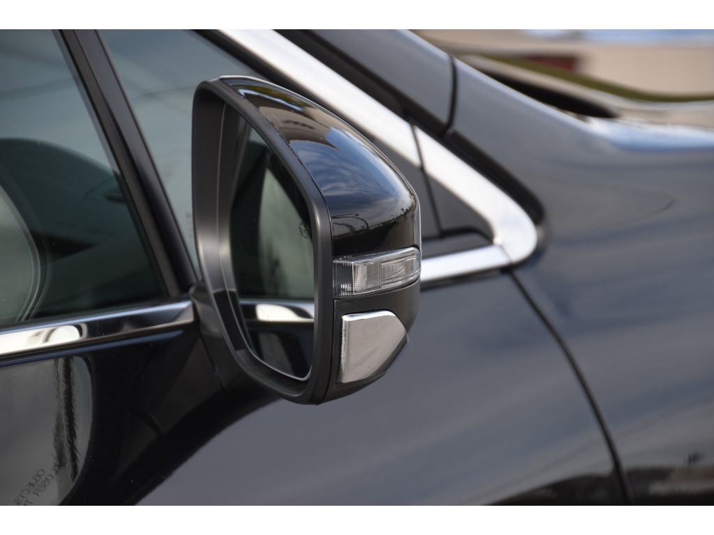 Certified 2025 Subaru Outback Premium image 28