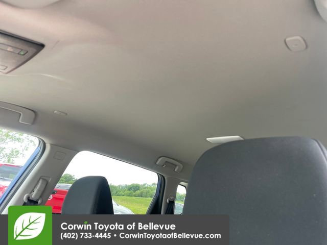 Used 2023 Nissan Rogue SV AWD/4WD image 24