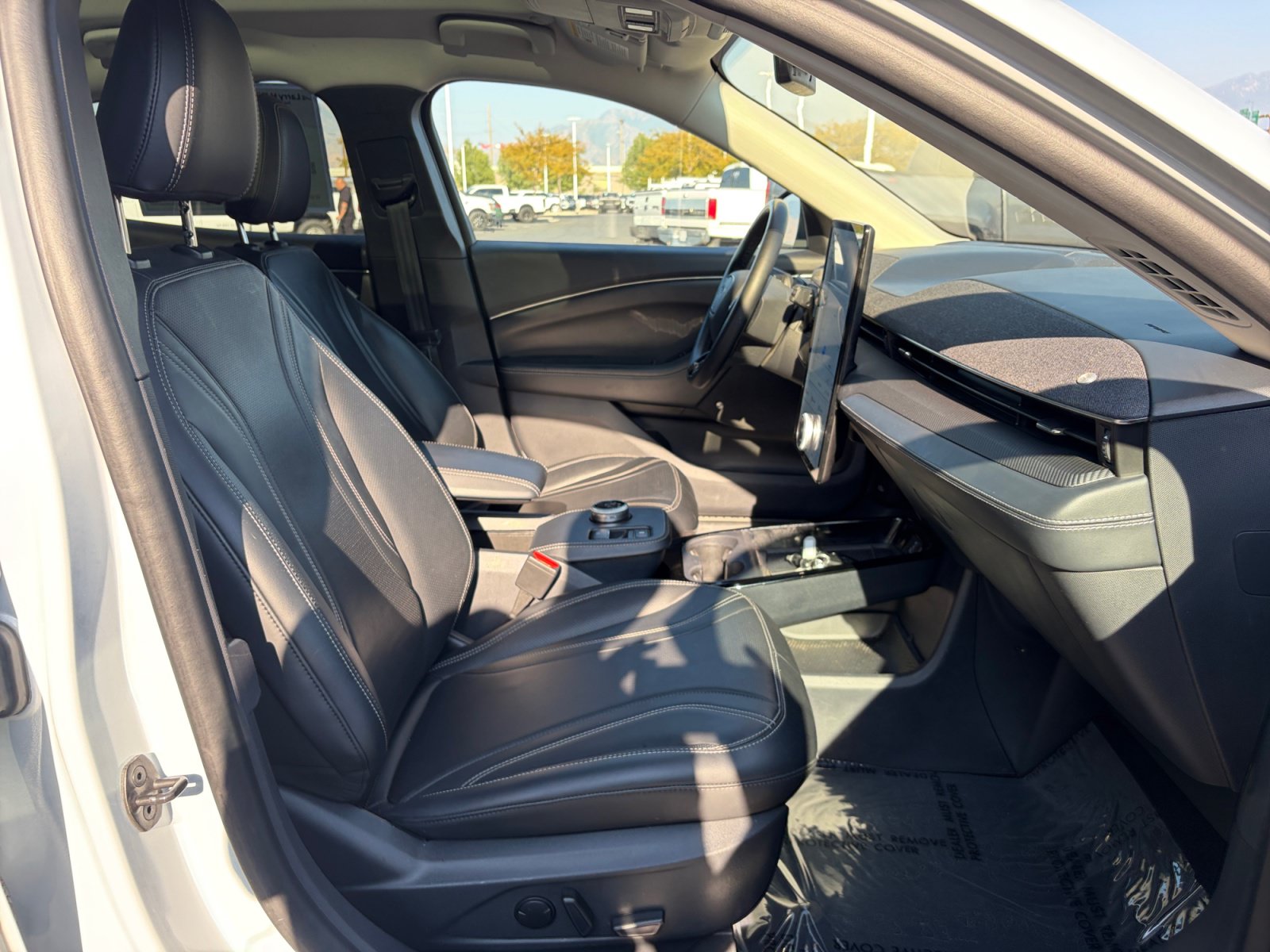 Used 2023 Ford Mustang Mach-E Premium AWD/4WD image 27