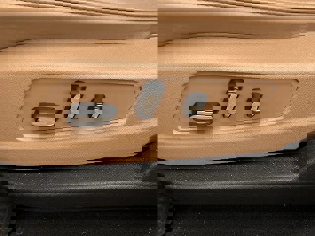 Certified 2023 Cadillac XT6 Premium Luxury w/ Platinum Package image 24