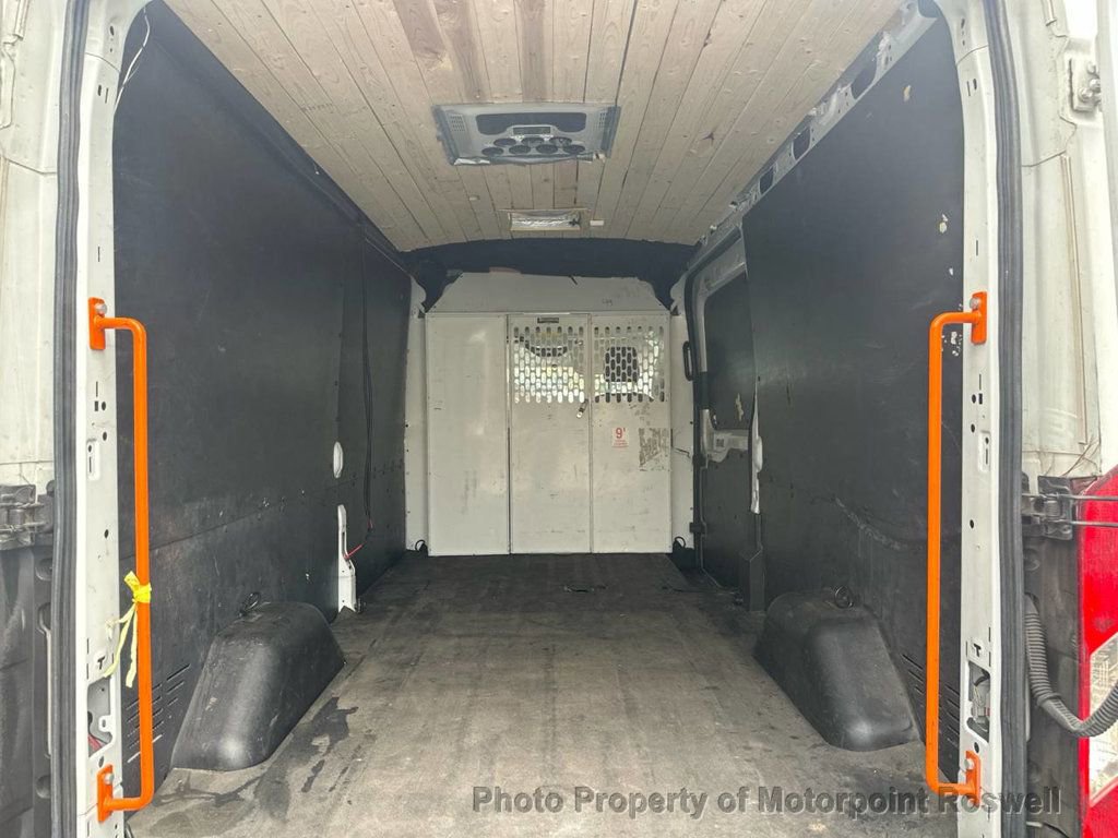 Used 2019 Ford Transit 150 148 Medium Roof RWD image 3