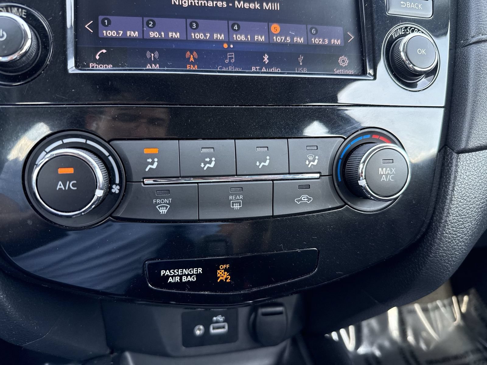 Used 2018 Nissan Rogue S AWD/4WD image 27