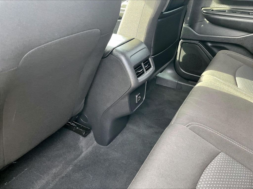 Used 2023 GMC Terrain SLE w/ Driver Convenience Package AWD/4WD image 27