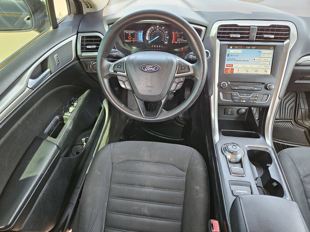 Used 2018 Ford Fusion SE w/ Fusion SE Technology Package FWD image 27