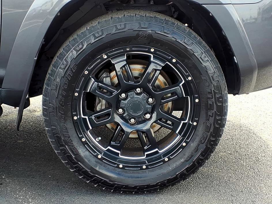 Used 2016 Toyota 4Runner SR5 image 9