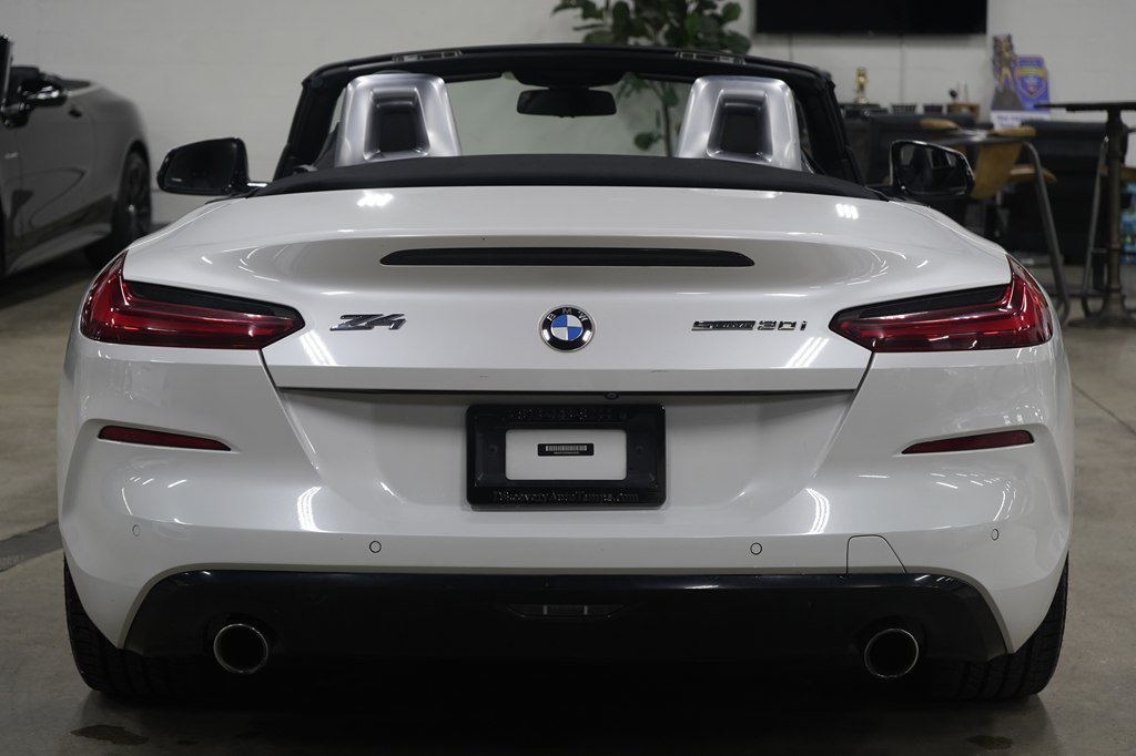 Used 2022 BMW Z4 sDrive30i w/ Driving Assistance Package RWD image 8