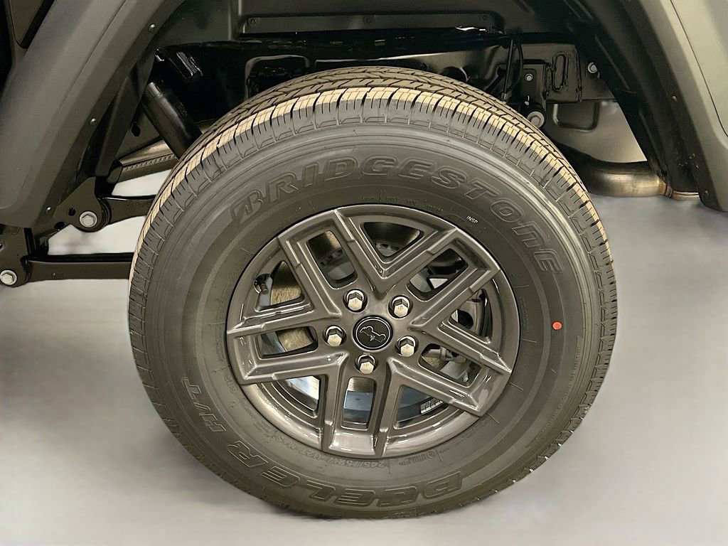 New 2025 Jeep Gladiator Sport image 37