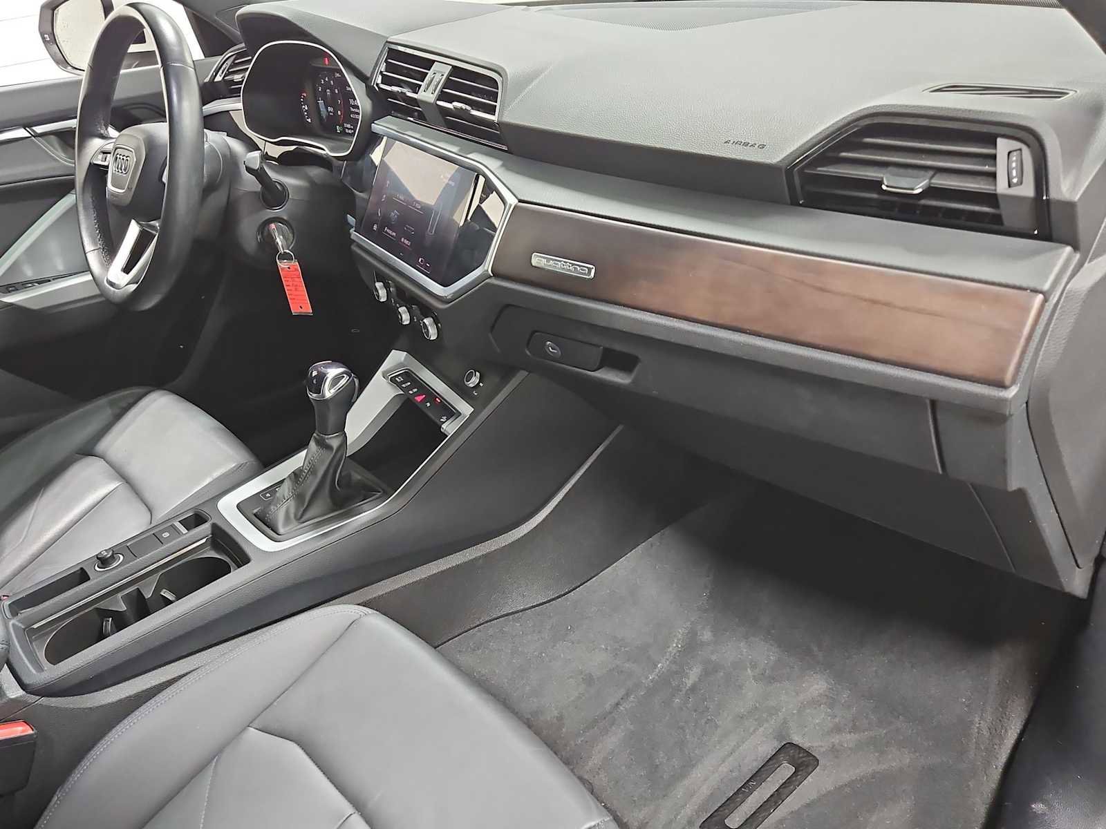 Used 2022 Audi Q3 2.0T Premium image 6