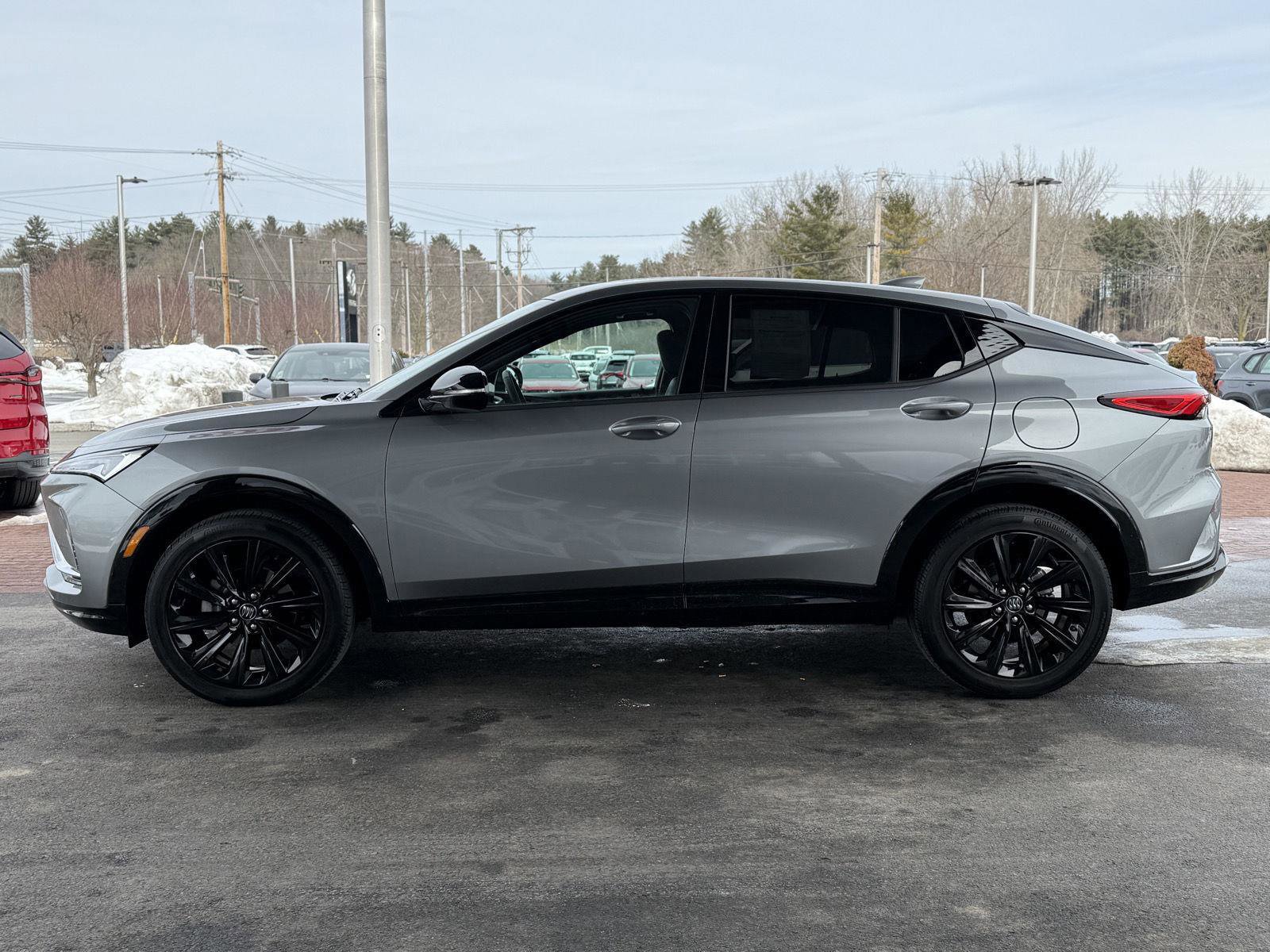 Used 2024 Buick Envista Sport Touring w/ Convenience I Package image 8