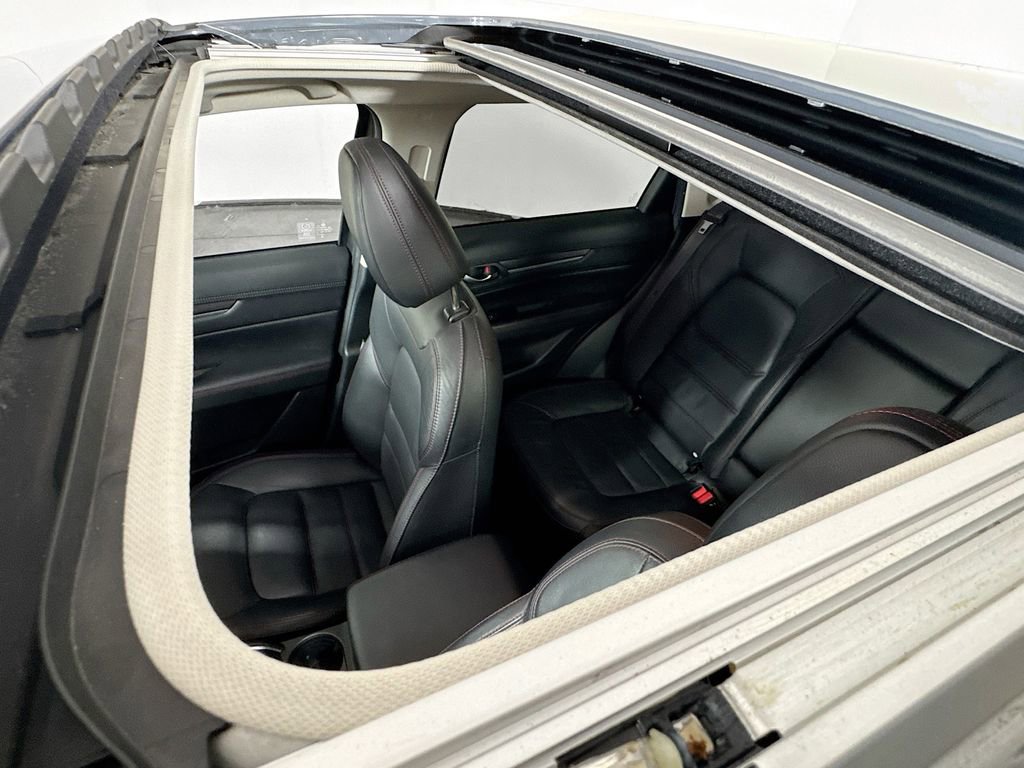Used 2022 MAZDA CX-5 Carbon Edition image 24