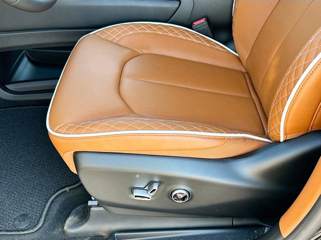 New 2026 Chrysler Pacifica Pinnacle w/ Trailer Tow Group image 14